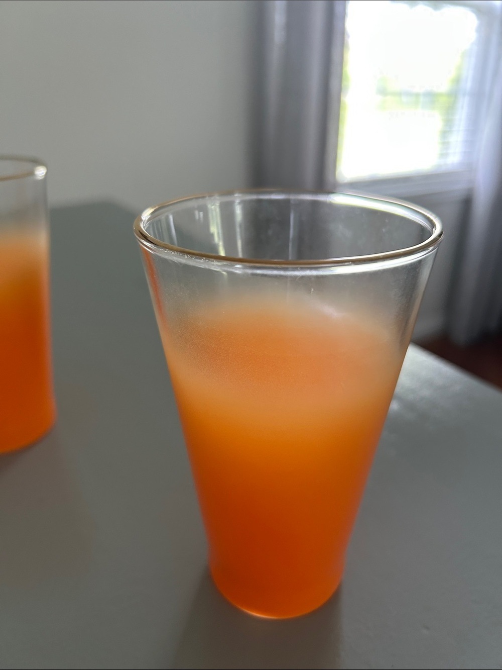 Vintage Blendo AtomicOrange Ombre Glass Pitcher and Tumbler Set with Gold Accent - Picture 6 of 7